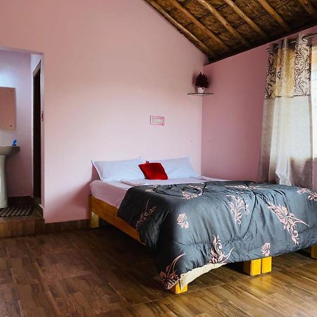 Prajwal Home Stay Hampi Exterior foto
